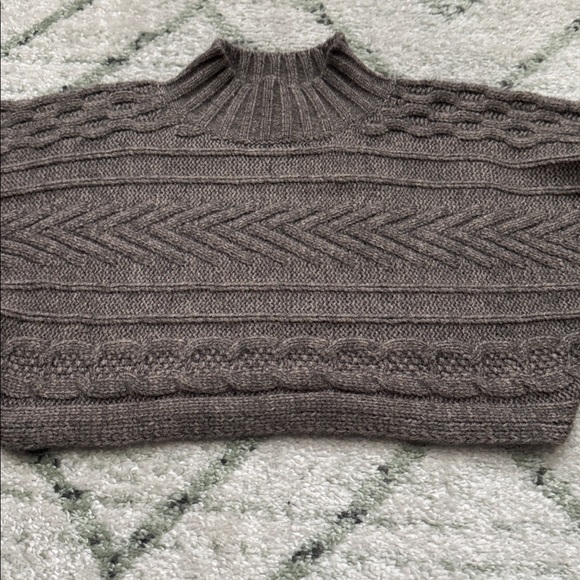 NWT - Superdown Mila ultra crop sweater shrug size Small /Toast - Picture 4 of 5